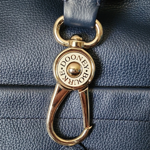 Large Dooney & Bourke Navy Blue Leather Shoulder Bag - Picture 2 of 16